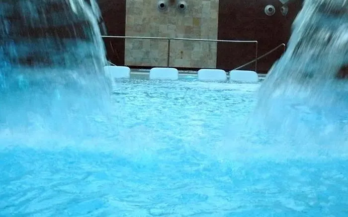 Agora
