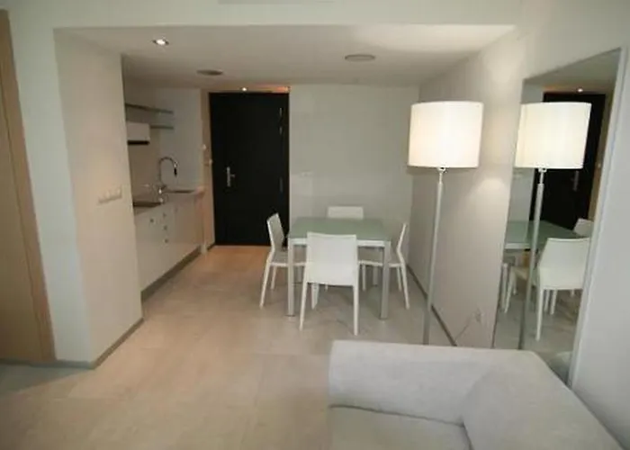Agora